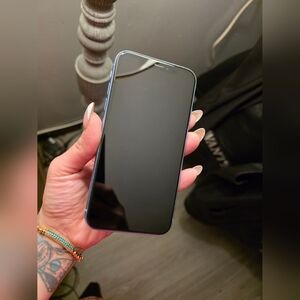 Apple iPhone XR – 64GB – Blue – AT&T – Excellent Condition